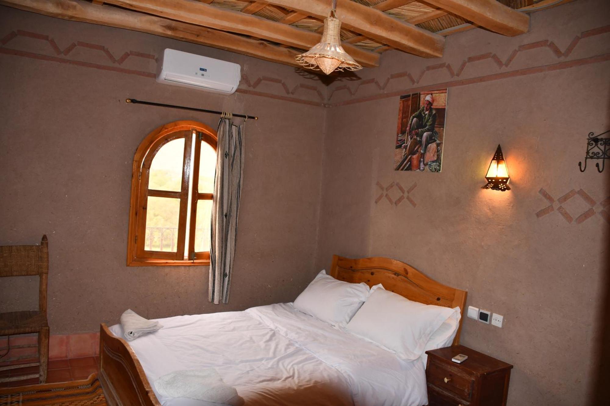 Bed and Breakfast Gite D'Etape Tamaloute Bou Tharar Экстерьер фото