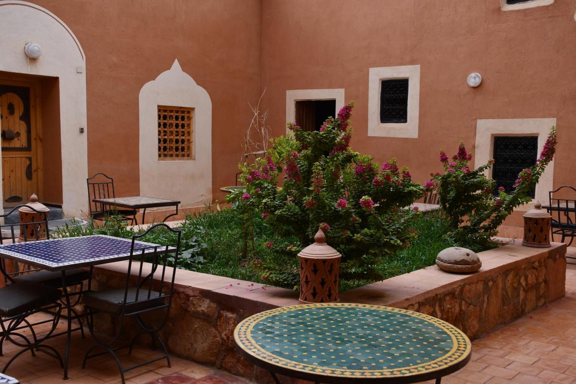 Bed and Breakfast Gite D'Etape Tamaloute Bou Tharar Экстерьер фото